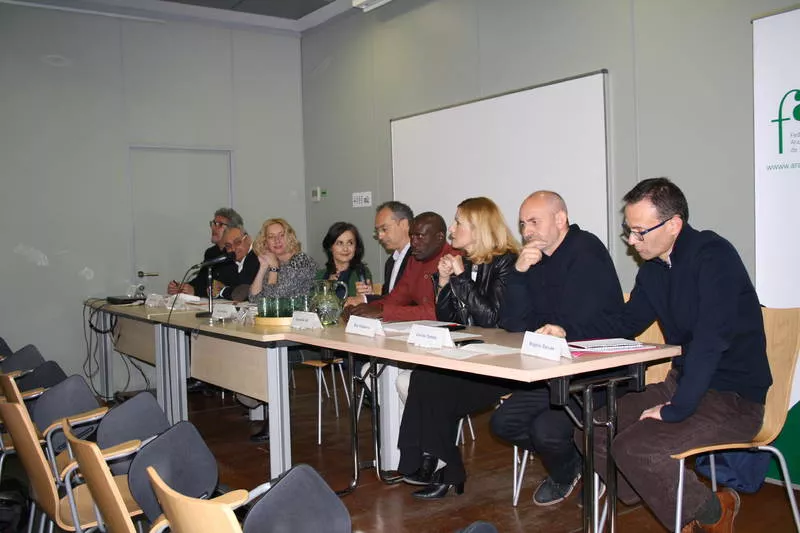 Los partidos políticos se comprometen a la firma de un Pacto Autonómico contra la Pobreza.