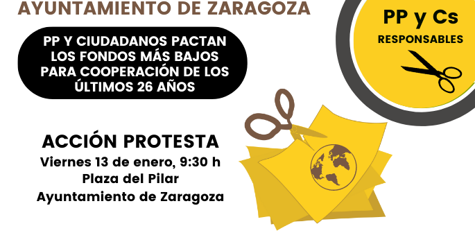 Acto de protesta ante el desmantelamiento de la política de cooperación al desarrollo en el Ayuntamiento de Zaragoza