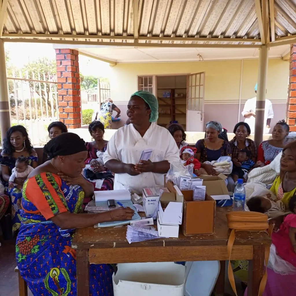 Oftalmología, Sakania (R.D. Congo) ONG Vides